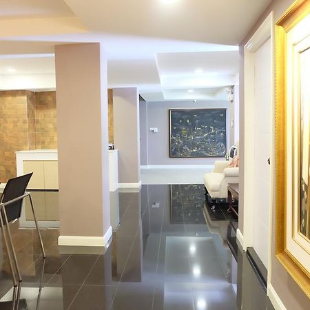 Aree Art Residence Bangkok Esterno foto
