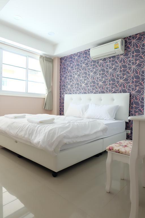 Aree Art Residence Bangkok Esterno foto